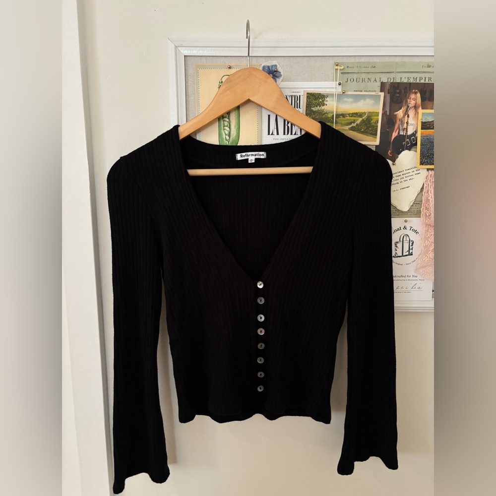 NWOT Reformation Gellar Button Down Knit Top